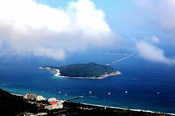 亚龙湾游艇会-野猪岛