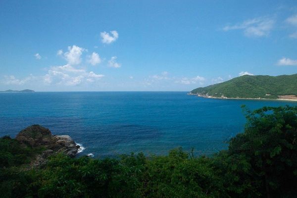 亚龙湾游艇会-太阳湾-百福湾-白虎角