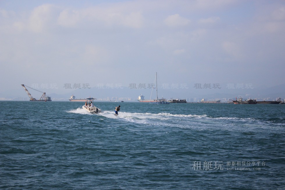 租艇玩 冒險(xiǎn)王系列——海上競(jìng)速