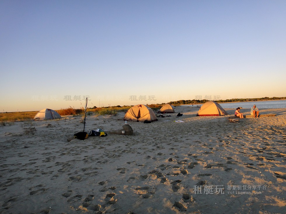 冒險王系列——登島夜宿