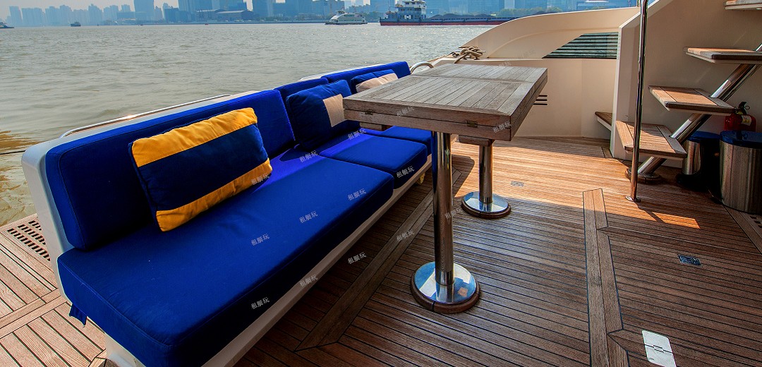 臺(tái)灣AVA 49豪華游艇 12