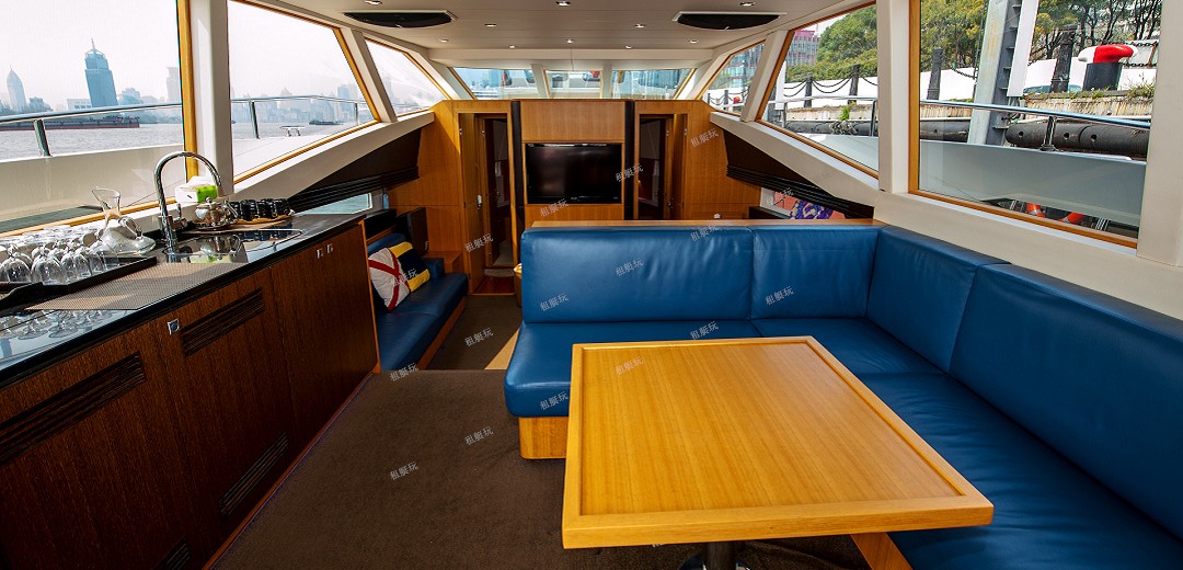 臺(tái)灣AVA 49豪華游艇 12