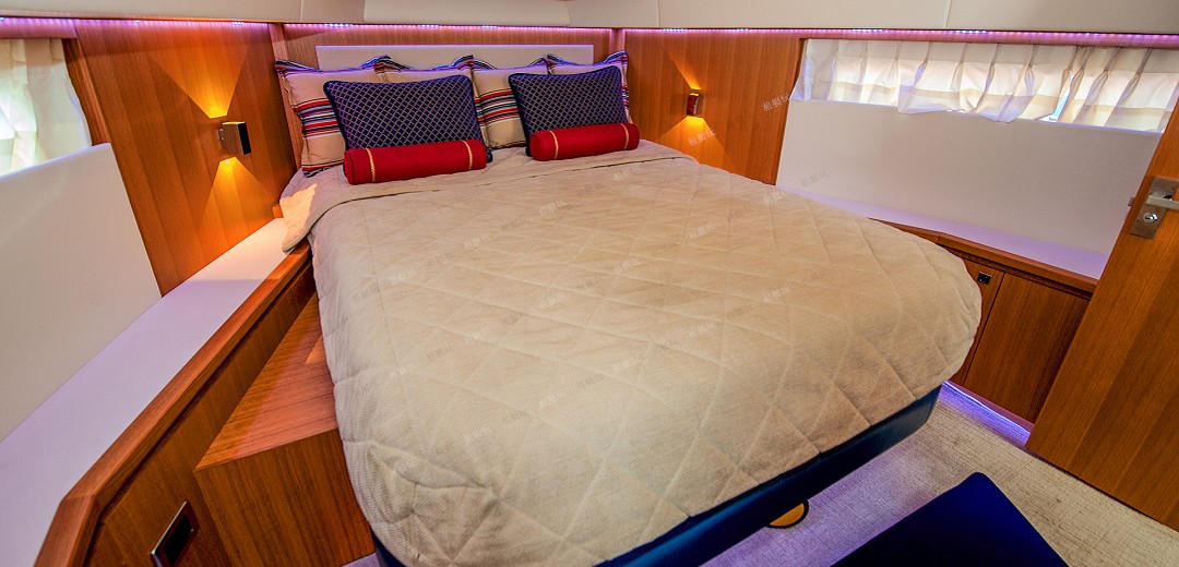 臺(tái)灣AVA 49豪華游艇 12