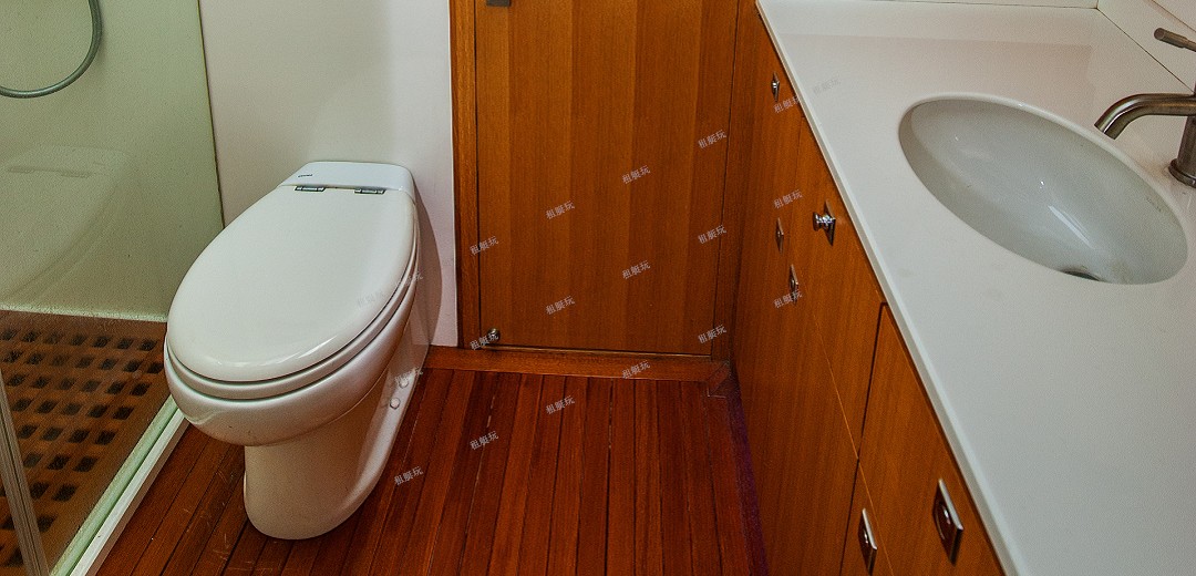 臺(tái)灣AVA 49豪華游艇 12