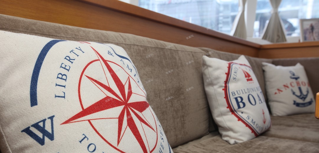 法國(guó)藍(lán)高 Lagoon450