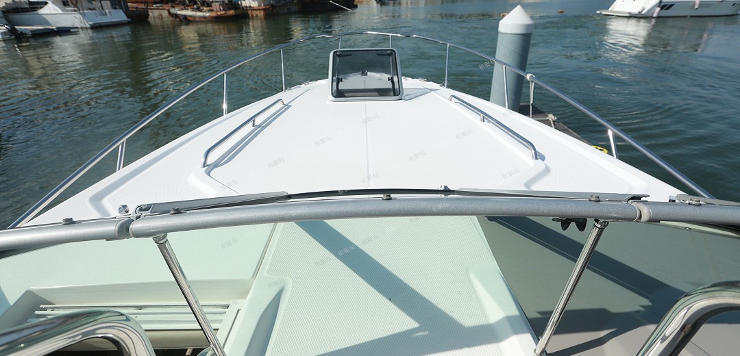 美國(guó)查帕拉爾330