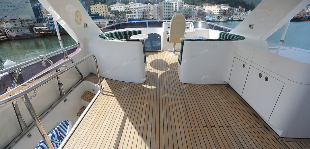 68英尺豪華游艇