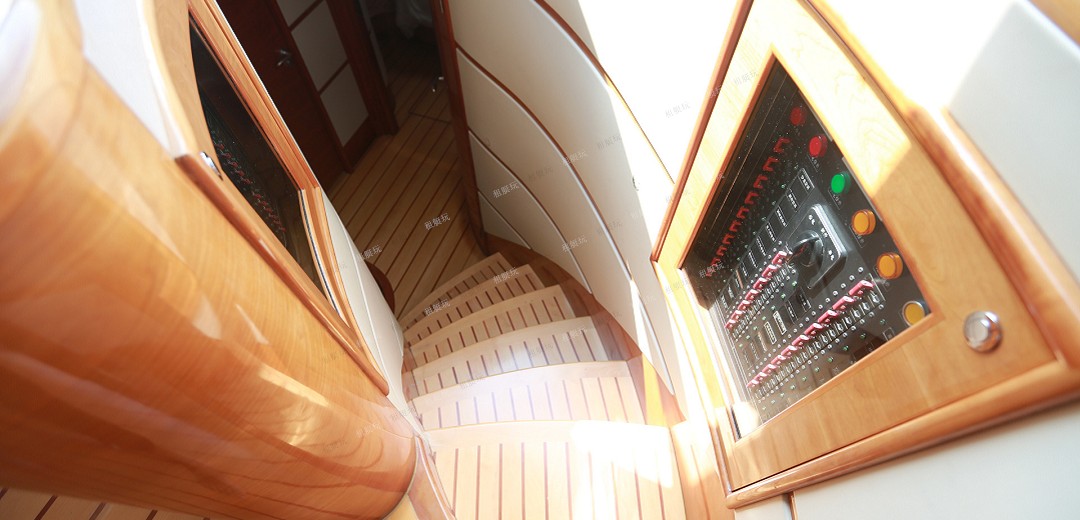 68英尺豪華游艇